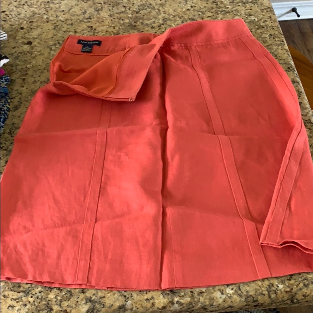 Salmon pencil skirt